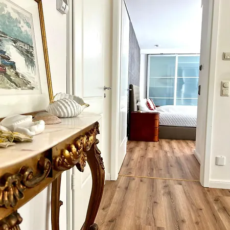 Julian Doppelzimmer Sued * Aurich